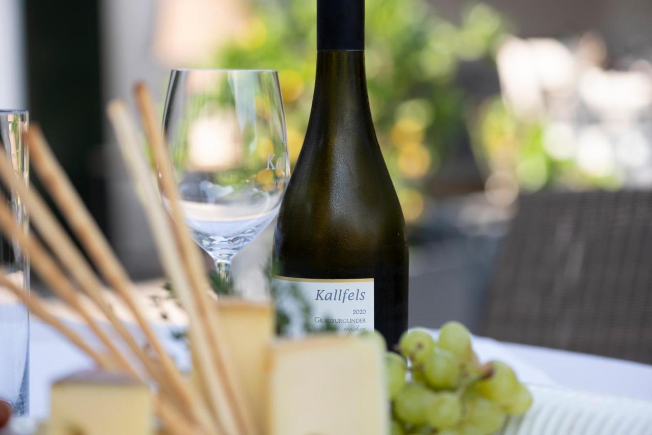 Wein Und Landhaus Kallfels 克罗夫 外观 照片